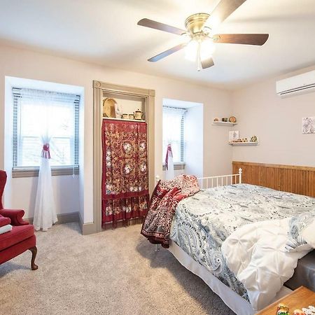 10 Min To Town Center & Wedding Venues W Walkscore 96 & Super Fast Wifi Apartment Lancaster Exterior photo